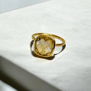 แหวนซิทรินสีเงินสเตอร์ลิง925สวยงามทำด้วยมือเครื่องประดับอัญมณีเหลี่ยมเพชรพลอยธรรมชาติชุบทองการตั้งค่าหนามเตย - Product Image 2