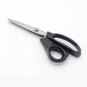 กรรไกรตัดผ้าหนา ใบมีดแข็งแรง จับถนัดมือ ตัดขนสัตว์ได้อย่างง่ายดาย - Product Image 1