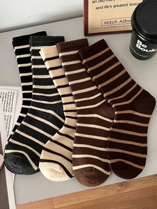 Calcetines deportivos de equipo de secado rápido de alta calidad más vendidos para adultos diseño personalizado deportes de invierno resistencia a enganches bordado 3D - Product Image 3