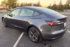 Tesla Model 3 Long Range AWD Dual-Motor AWD d'occasion 2022 - Product Image 3