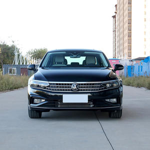 Voiture 5 places à succès avec une vitesse maximale de 200 km/h, moteur 2.0T 220 ch, prix d'usine, toit ouvrant, essence, stock universel - Product Image 2