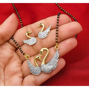 Mangalsutra Swan pour les occasions de mariage - Product Image 2