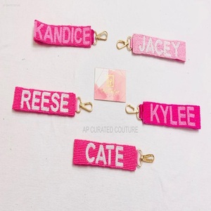 Llaveros de bolso con cuentas ajustables de nuevo diseñador, correas bordadas a mano para el día del juego universitario para cajas y bolsos de monedero - Product Image 4