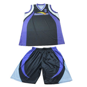Uniforme de baloncesto personalizado para hombres y mujeres con camisetas y pantalones cortos de equipo de tela transpirable de secado rápido para entrenamiento y partido - Product Image 1
