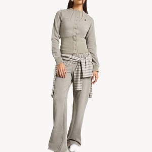 Conjunto de Top Ajustado con Botones a Presión y Pantalones de Pierna Recta para Mujer, Mezcla de Algodón, Ropa Deportiva, Proveedor Mayorista - Product Image 1