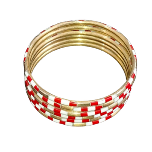 Juego de brazaletes de latón con incrustaciones de esmalte a rayas rojas y blancas, pulseras apilables delgadas hechas a mano con diseño de rayas de caramelo, brazalete metálico étnico. - Product Image 1