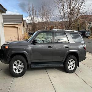 ซื้อ Toyota 4-runner รถยนต์มือสองราคาดีที่สุดใช้งานค่อนข้างสดและสะอาดใช้ในสต็อกจัดส่งเร็ว - Product Image 6