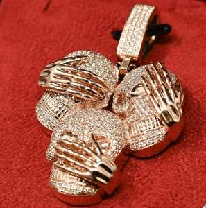 Colgante de joyería de diamante de moissanita de calavera clásica de tres sabios personalizado de alta calidad para fiestas regalos bodas - Product Image 2