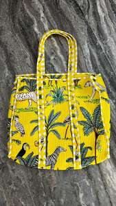 Bolso de hombro acolchado Duffle Tote Ecológico Algodón Mano Jungle Print Sostenible Boho Beach Weekend Shopping Accesorio de moda - Product Image 3