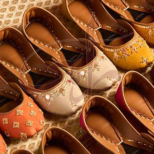 Unique <b>Design</b> Low MOQ Women Khussa Solid Color Custom Made Anti-Slippery High Quality Lightweight - Product Image 5