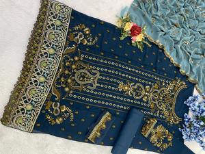 Impresionante traje pakistaní con bordado pesado y telas lujosas para grandes ocasiones a un precio asequible - Product Image 3