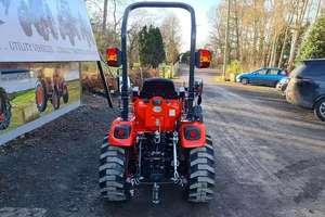 Tracteur à roues Kioti CS2510 très bien noté, 24 CV, mini-tracteur haute performance avec tondeuse à gazon, tracteur à gazon diesel compact - Product Image 2
