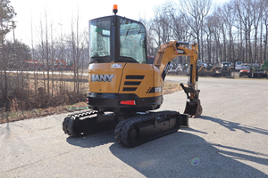 Mini-excavatrice Sany SY26U d'occasion à vendre, également disponible : SY26, SY35U, CAT 303.5E2, PC30, MR35, excavatrice sur chenilles de 3,5 tonnes avec pince hydraulique. - Product Image 4