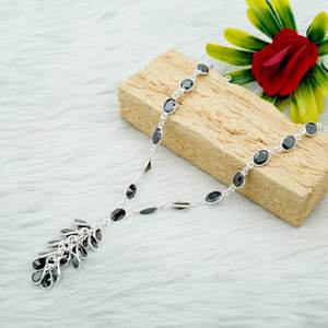 Collar con colgante fino de Plata de Ley 925 hecho a mano con piedras preciosas de ónix negro, joyería de platino, regalo para el día de la semana, para el día de hoy - Product Image 1