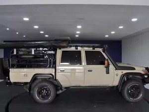 2022 para Toyota Landcruiser Diesel cabina doble conducción a la derecha caja de cambios Manual luz Interior asientos de cuero R19 tamaño de neumático Turbo - Product Image 5