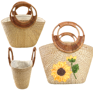 BOLSO DE MANO DE JACINTO DE AGUA versátil: su bolsa de viaje para compras y almacenamiento - Product Image 1