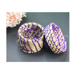 Sabai Panier circulaire écologique Artisanat élégant tissé à la main pour l'organisation de stockage décoratif Espaces de vie durables - Product Image 6