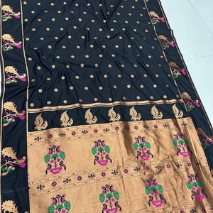 Colección ANUPANA AVANTIKA PAITHANI, Saree Indio de Seda Reversible Informal al por Mayor para el Mercado de Ropa India y Pakistaní - Product Image 1