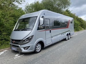 Autocaravana Todoterreno de 15 Pies y 2 Camas en Oferta, Autocaravana Económica de Buena Calidad en Venta - Product Image 3