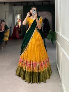 Nouveau 2024 dernière tenue de créateur coton soie Lehenga Choli & Dupatta avec de lourdes paillettes et fil brodé travail femme mode - Product Image 6