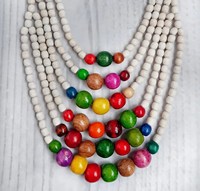 Nouveau Collier Multicouche Bohème en Corail Rouge Perlé avec Pompon pour Femme, Bijou Tendance et Accessoire de Mode Féminin