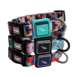 Collier de chien en polyester de meilleure qualité avec logo personnalisé conception gratuite collier de martingale caractéristique de rupture motif imprimé décoration de plumes - Product Image 1