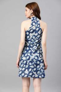 Robe décontractée élégante en coton indien fait à la main pour les femmes pour les fêtes et l'été robe de mariée personnalisée personnalisée en vente - Product Image 2