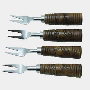 Nouvel ensemble de couverts en acier inoxydable plaqué or avec manche rond épais poli miroir, ensemble de cuillère, couteau et fourchette de luxe - Product Image 4