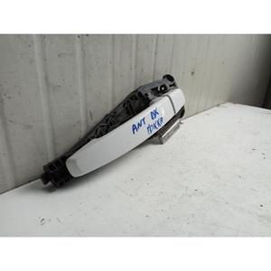 มือจับประตูด้านนอกขวาหน้า รถ OPEL Mokka รุ่นที่ 1 (12>) หมายเลขอะไหล่ 92233089 - Product Image 2