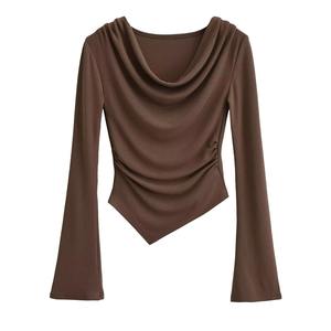 T-shirt pour femme coupe décontractée avec manches courtes à col rond confortable et design léger et respirant parfait pour une tenue quotidienne - Product Image 2