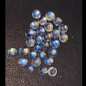 พลอยพลอยเทียมมูนสโตนสีรุ้งธรรมชาติขนาด5x3มม. ถึง9x7มม. จำนวน263ชิ้น - Product Image 4