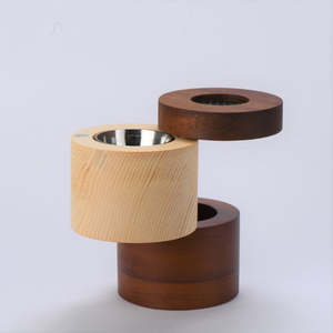 Ensemble de brûleurs Bakhoor aromatiques en bois de mangue empilés Porte-encens multi-tons moderne avec plateau en acier pour encens indien - Product Image 1