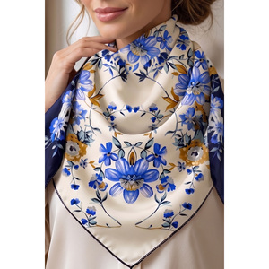 Écharpe en satin tissé à imprimé floral pour femme - Bleu marine et blanc 85 x 70 cm, couvre-chef et foulard - Product Image 3