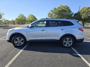 2015 Hyunda SANTA FE GLS - Product Image 4