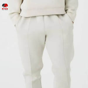 Chándal Personalizado para Hombre Ryan Pro Gear, Tejido Transpirable y Cómodo con Logotipo Personalizado, Secado Rápido - Product Image 5