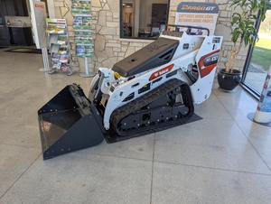 2025 MT100 Skid Steer Loader avec Core Components Pompe Boîte de vitesses une bonne offre pour les machines de construction et de construction maintenant disponible - Product Image 5
