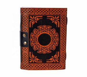 สมุดบันทึกปกแข็งลายนูนสีดำ100% รูปนกยูงสีส้มสำหรับไดอารี่การเดินสายด้วยทองเหลืองโบราณ - Product Image 4