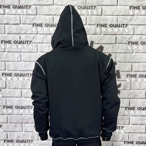 Sudadera con capucha y cremallera GSM personalizable 500 Plus con costuras en contraste, fabricación de ropa de calle fabricada en fábrica en Pakistán para el invierno - Product Image 3