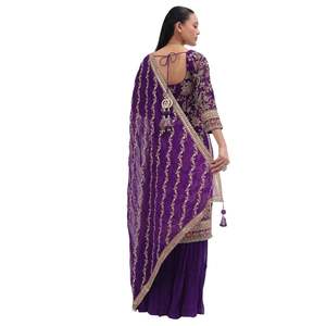 ชุดเคอร์ต้าชาราปักลายผ้าจอร์เจียสีม่วงพร้อมงาน zari และ dupatta สำหรับงานรื่นเริงงานเลี้ยงงานแต่งงานงานต้อนรับ - Product Image 4