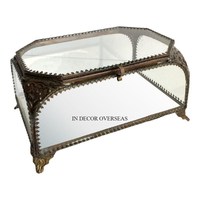 Boîte de cadeaux de mariage en aluminium coulé argent brillant poli Unique Fancy Designer et acrylique de fabricant indien