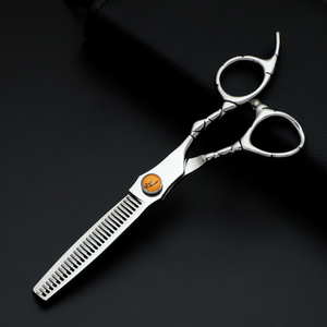 Tondeuse à cheveux supérieure professionnelle faite poignée ciseaux finition ciseaux de coiffeur meilleure coupe de cheveux de coiffeur pour ciseaux de coiffeur - Product Image 4