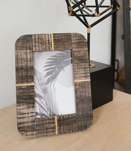 Elegant horn picture <strong>frame</strong> with visual texture made to elevate your personal <strong>space</strong> with handmade decor <strong>details</strong> - Product Image 4