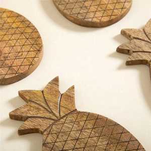 Planche à découper en bois de mangue en forme d'ananas Vaisselle personnalisée pour légumes Fromage à découper - Outil de cuisine élégant Blocs à découper - Product Image 1