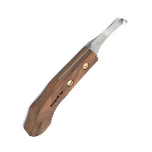 Cuchillo para Cascos de Caballos para Diestros, Hoja de Acero J2 Ultraafilada, Herramienta Profesional para Herradores, Recortador de Cascos de Caballos, Mango de Madera Ergonómico Reutilizable - Product Image 4