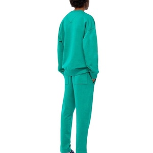 Ensemble de jogging avec fermeture éclair et lavage à l'acide Survêtement Sweat à capuche et pantalon de survêtement évasé à jambe droite Survêtement pour hommes - Product Image 4