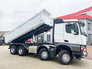 Nuevo Mercedes AROCS 3246K 8x4/4 Euro6 2018, Camión Pesado Diésel con Transmisión Automática, Volante a la Izquierda, 31-40T, Cámara de 360° - Product Image 3