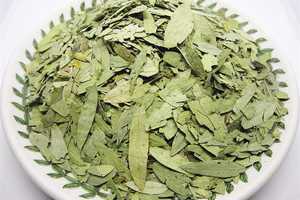 Senna hojas secas enteras Material de planta hidropónica Natural para agricultura Invernaderos de peces Cobertizo de plástico de una sola capa - Product Image 3