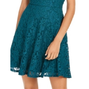 Abito da donna Speechless verde in pizzo, senza maniche, con cerniera, scollo gioiello, vestibilità corta e ampia, taglia piccola, vita naturale - Product Image 3