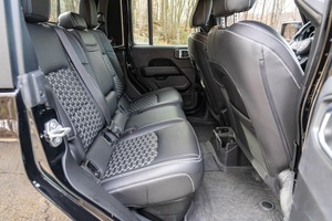 G-ladi-ator O-verl-and 4x4 2022 Usado en Buen Estado - Product Image 5