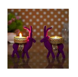 Bougeoir en métal de style vintage classique parfait pour les intérieurs de maison traditionnels ou les thèmes de décoration de dîner romantique - Product Image 1